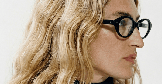How to get Carolyn Bessette-Kennedy’s 90s sunglasses look for under £100 - Greenwich Social Club